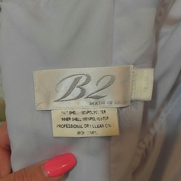 Strapless Lavender prom dress - Picture 4 of 7